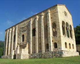Oviedo - kostel Santa María del Naranco