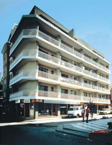 Španělské město Estartit s hotelem Santa Ana