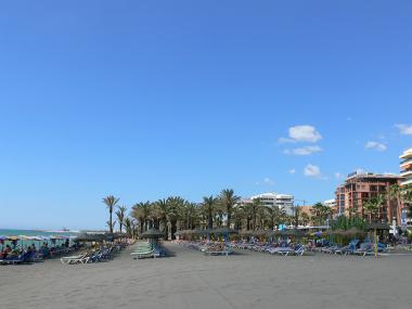 Španělské letovisko Torremolinos - jedna z pláží