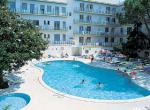 Bazén u hotelu Balmes na Costa Bravě